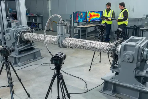 Kelly bar structural load lab